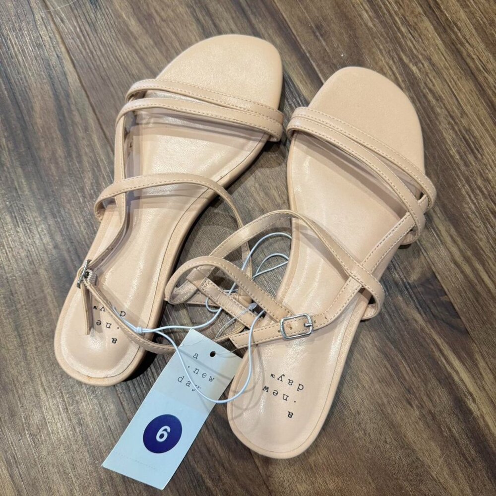 NWT Target strappy vegan leather beige tan Slides sandals size 6